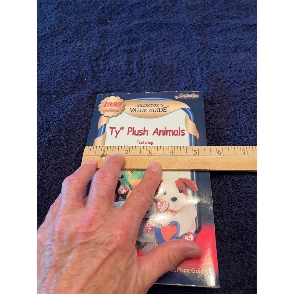 1999 Ty Plush Animals Collector's Value‎ Guide Paperback Illustrated